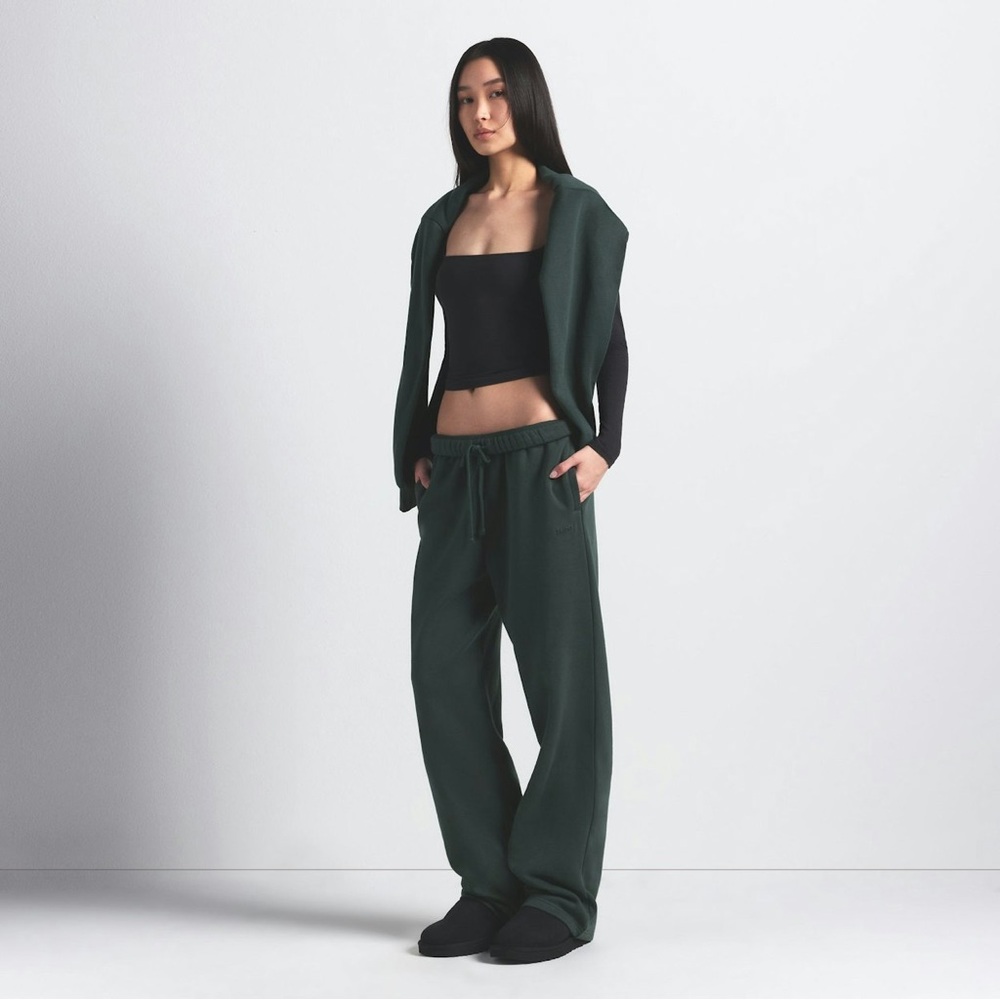 SOLD-OUT NEW SKIMS Cotton Fleece Cotton Straight  Leg Pant-Spruce (size XS)